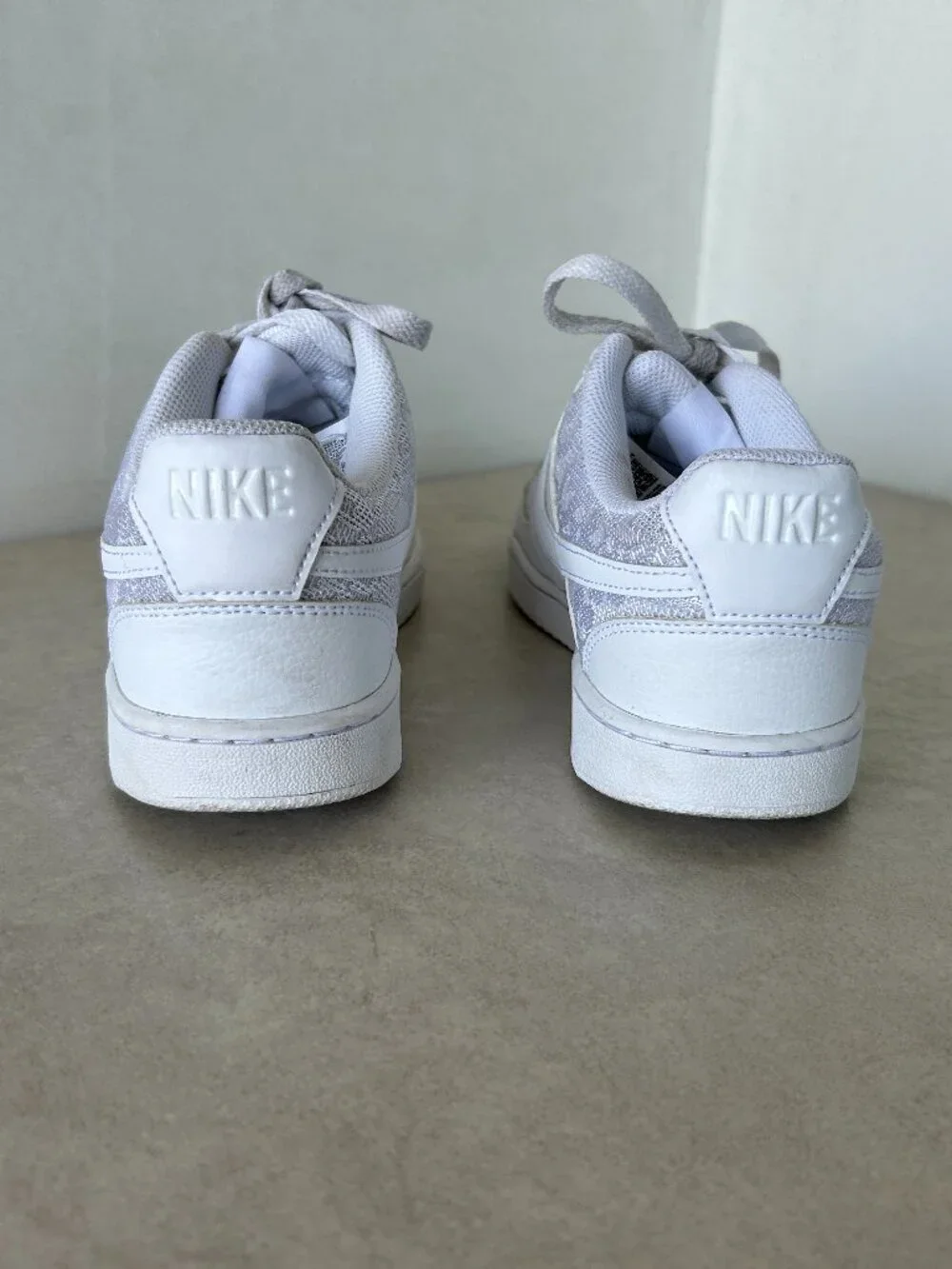 Nike Court Vision Low Women’s 9.5 White Lace Sneakers HJ5846-100
